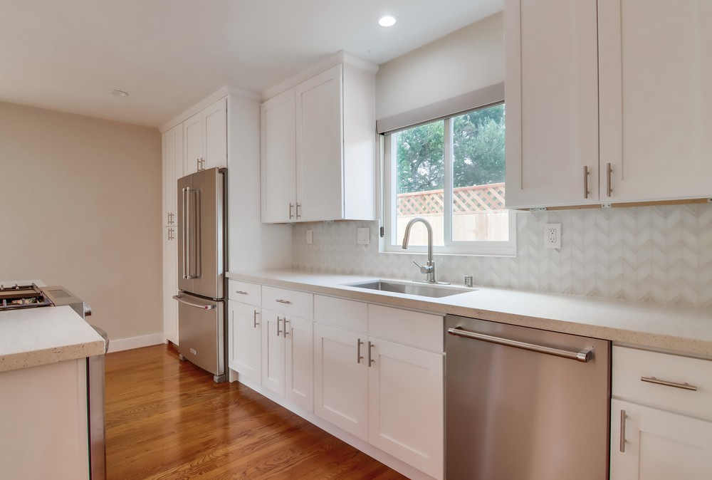 Virtual tour photo 21 of 55 for 569 Savoy St