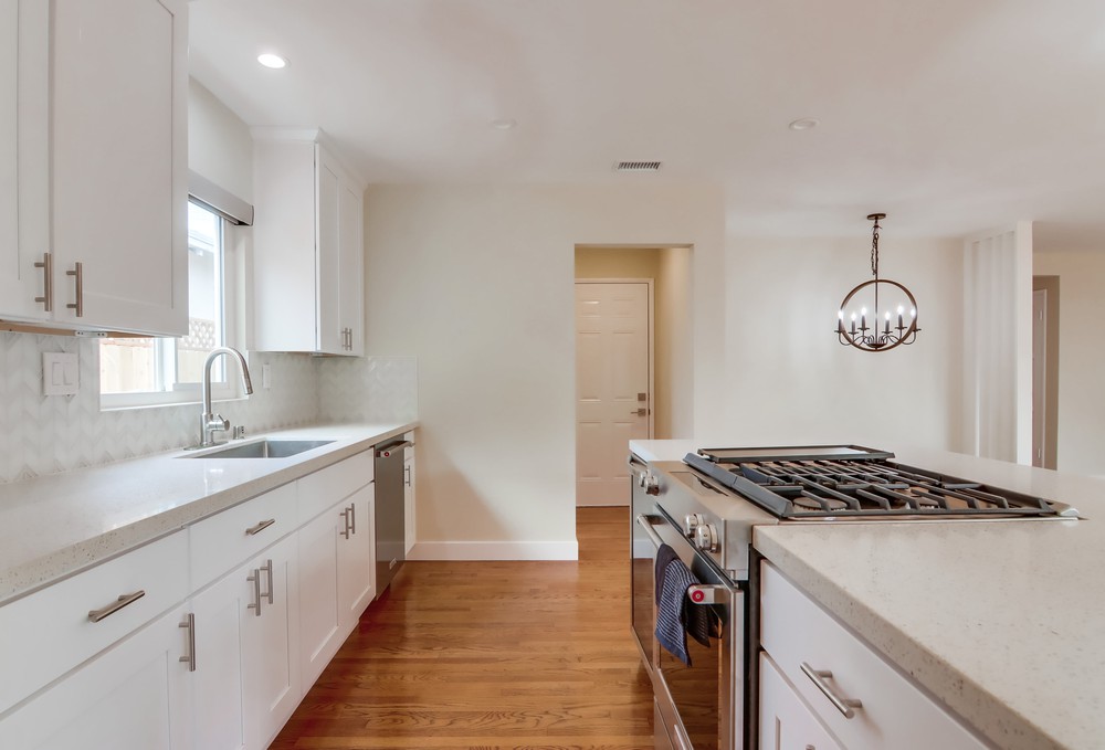 Virtual tour photo 22 of 55 for 569 Savoy St