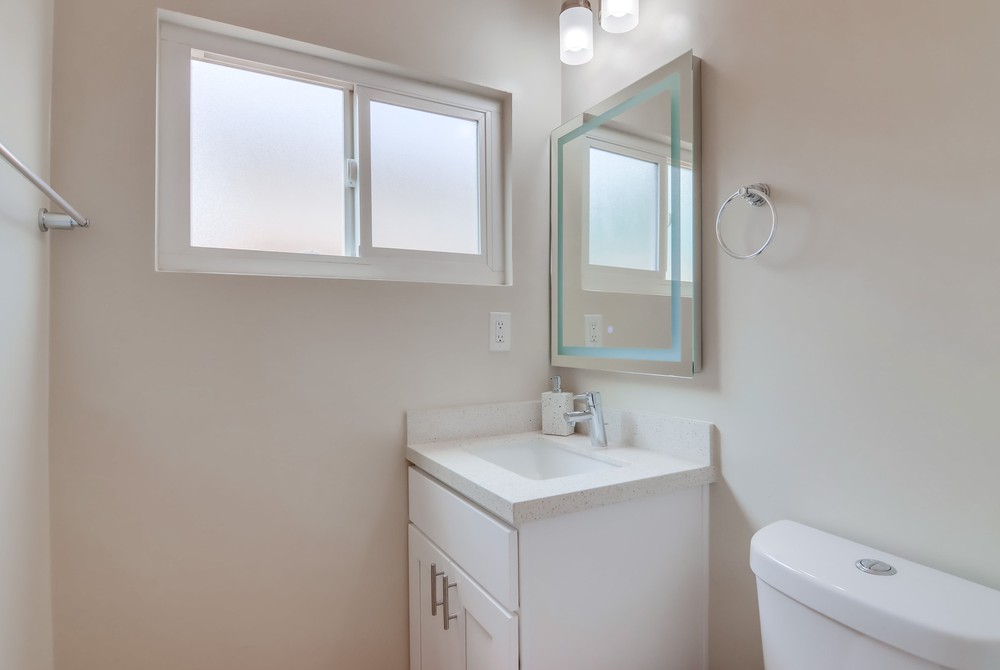 Virtual tour photo 26 of 55 for 569 Savoy St