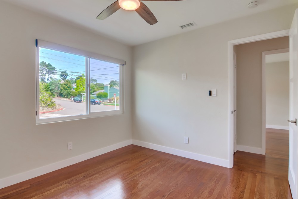 Virtual tour photo 34 of 55 for 569 Savoy St