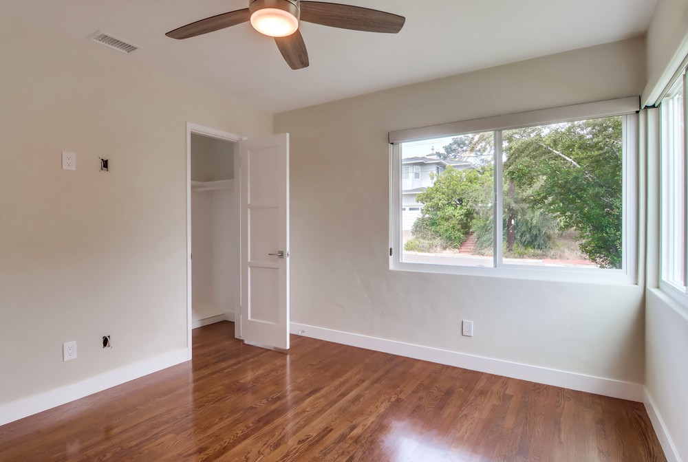 Virtual tour photo 36 of 55 for 569 Savoy St