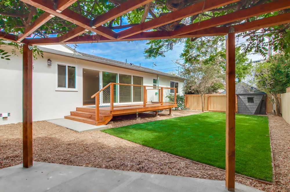 Virtual tour photo 48 of 55 for 569 Savoy St