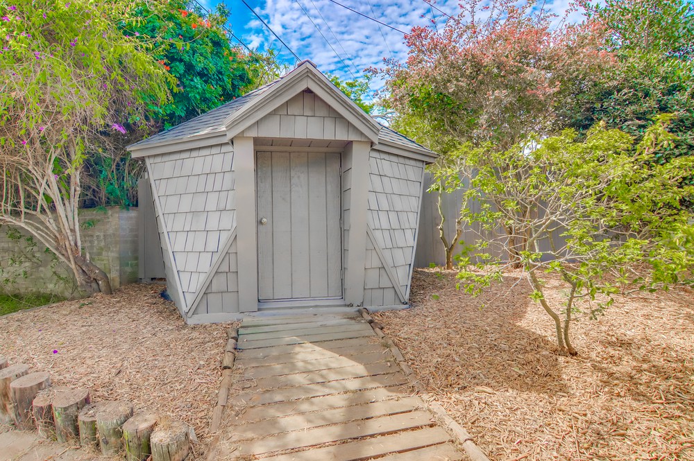 Virtual tour photo 54 of 55 for 569 Savoy St