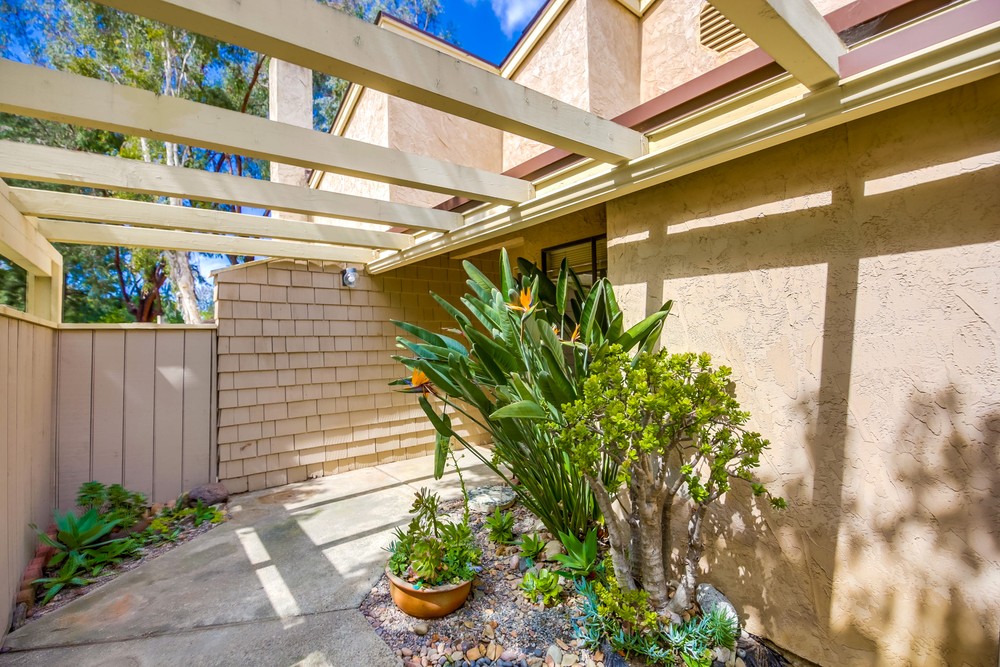Virtual tour photo 3 of 44 for 5691 Adobe Falls Rd