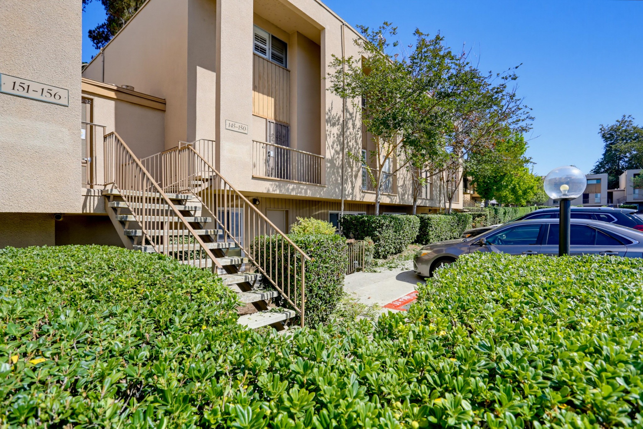 Virtual tour photo 3 of 39 for 5700 Baltimore Dr Unit 146