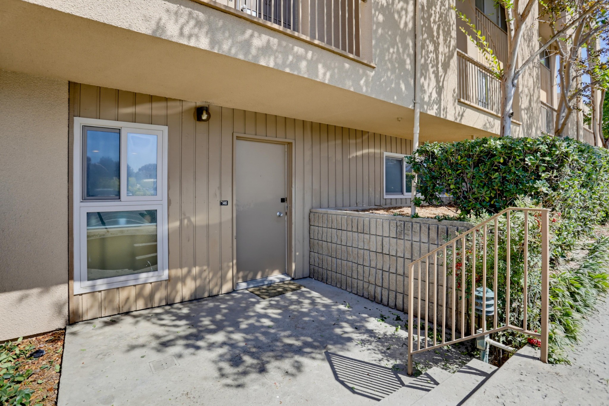 Virtual tour photo 4 of 39 for 5700 Baltimore Dr Unit 146