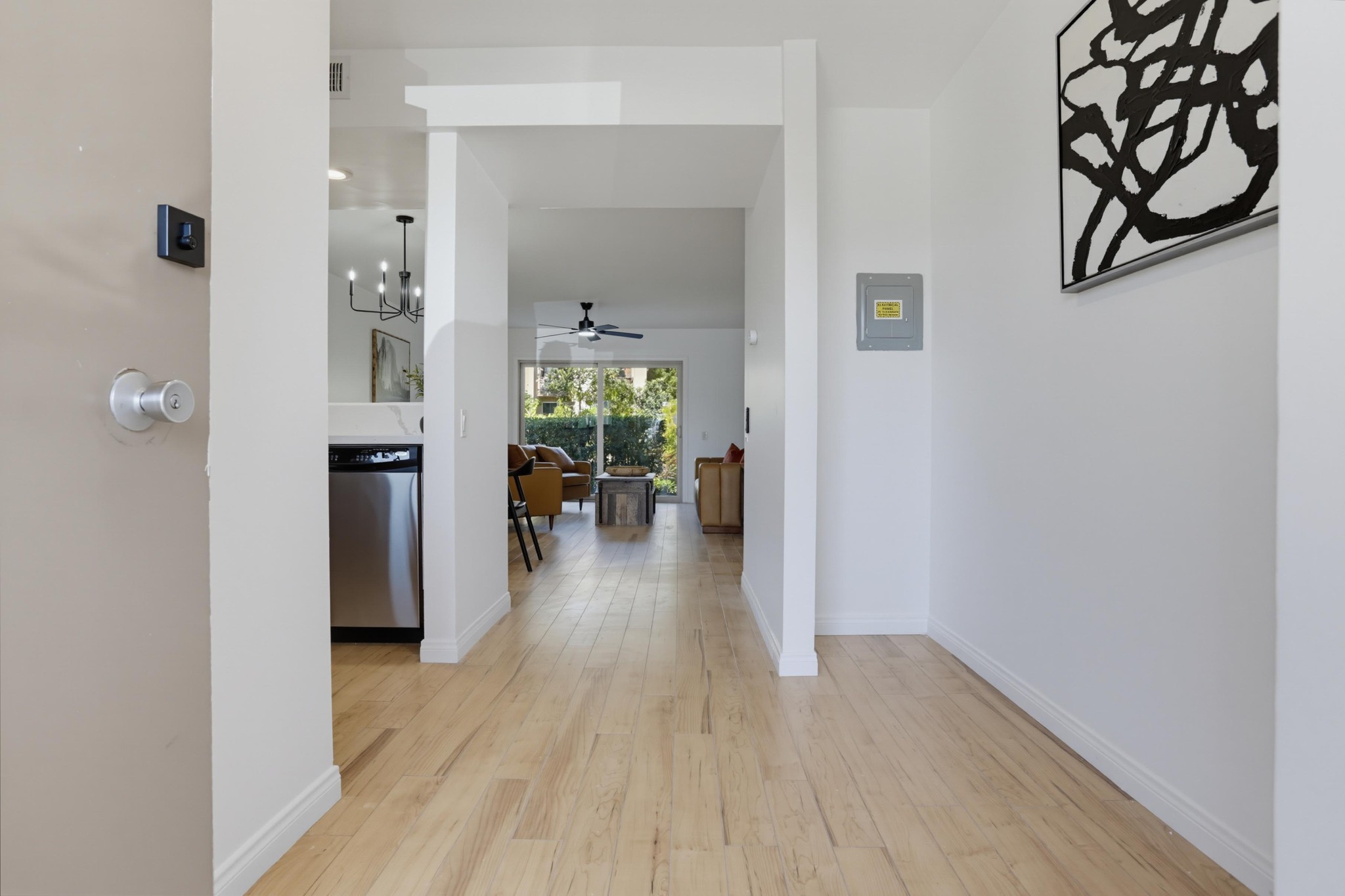 Virtual tour photo 5 of 39 for 5700 Baltimore Dr Unit 146