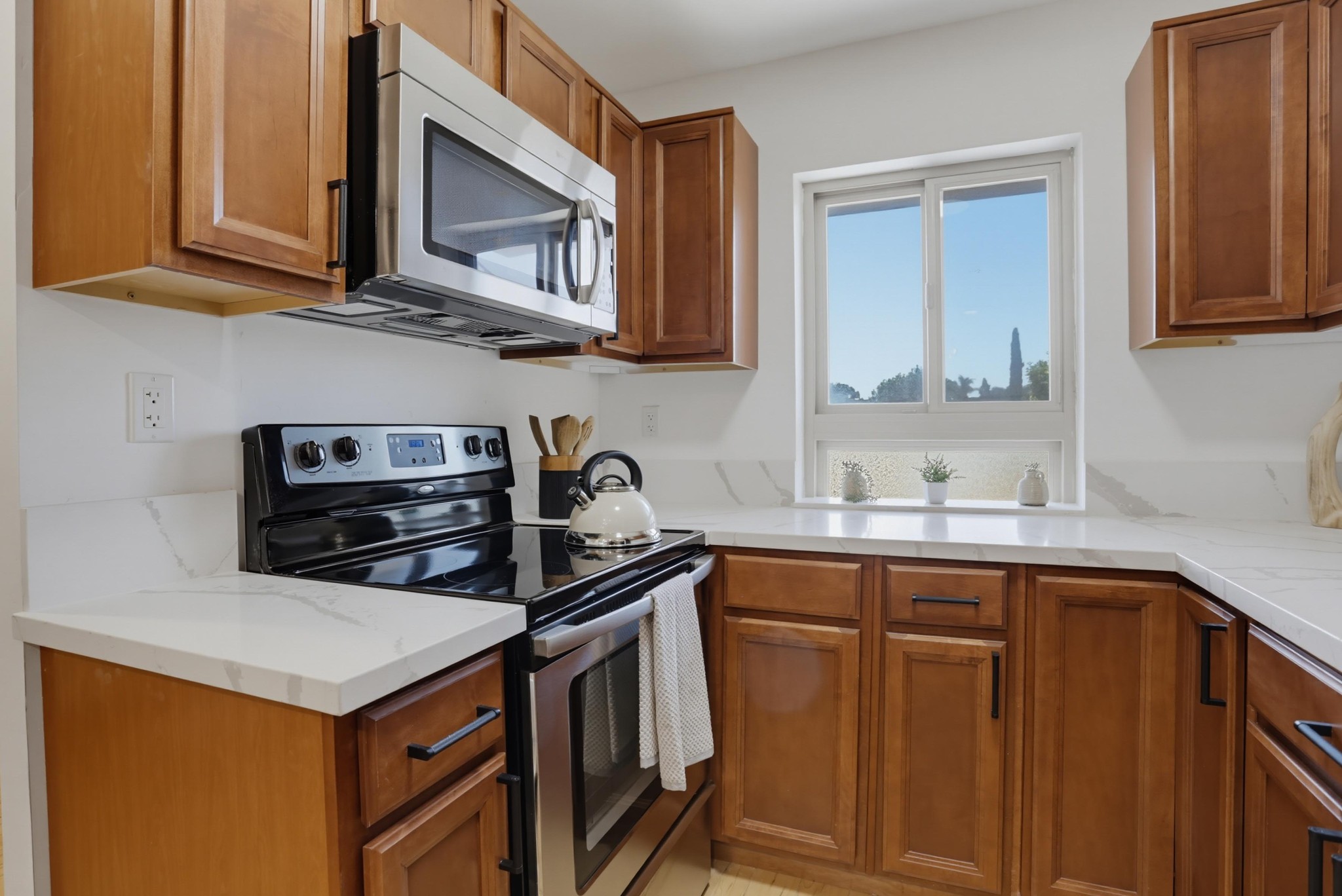 Virtual tour photo 10 of 39 for 5700 Baltimore Dr Unit 146