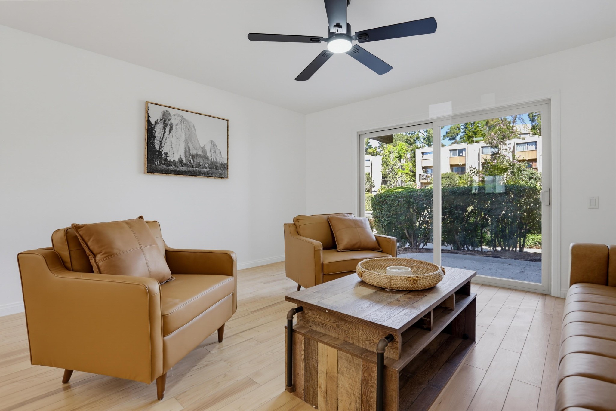 Virtual tour photo 16 of 39 for 5700 Baltimore Dr Unit 146