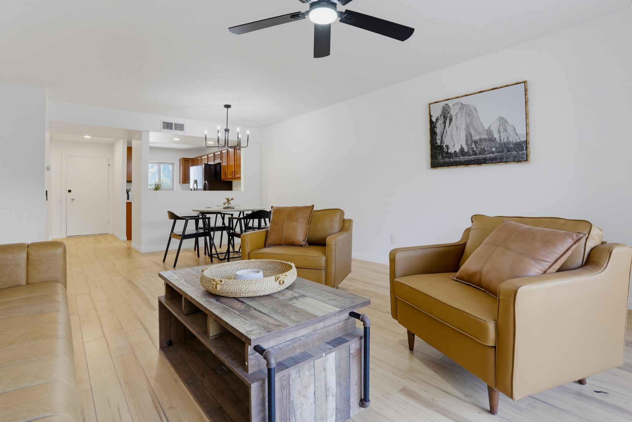 Virtual tour photo 20 of 39 for 5700 Baltimore Dr Unit 146