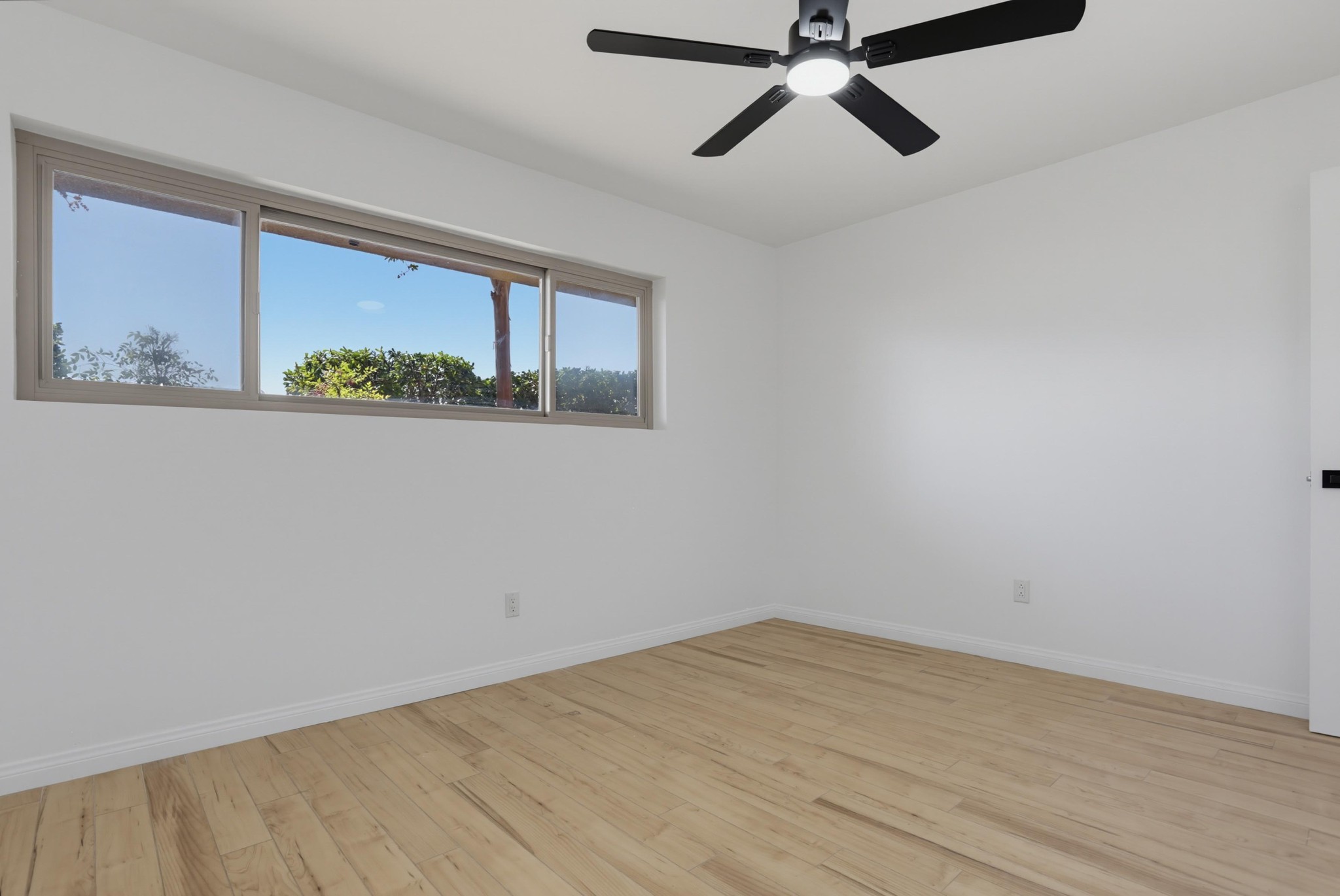 Virtual tour photo 30 of 39 for 5700 Baltimore Dr Unit 146