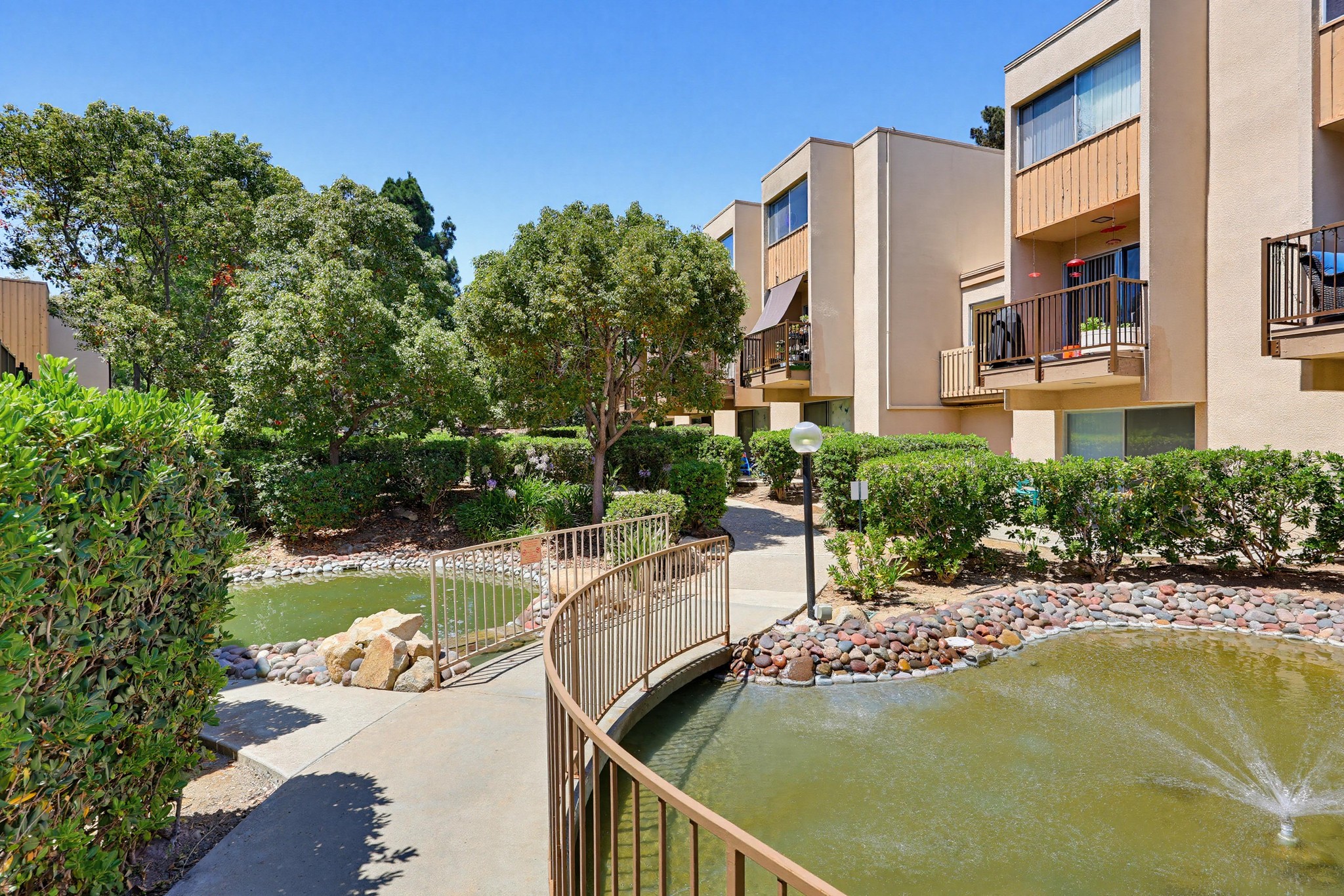 Virtual tour photo 48 of 58 for 5700 Baltimore Dr Unit 76