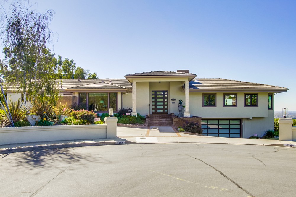 Virtual tour photo 3 of 73 for 5701 Daffodil Ln