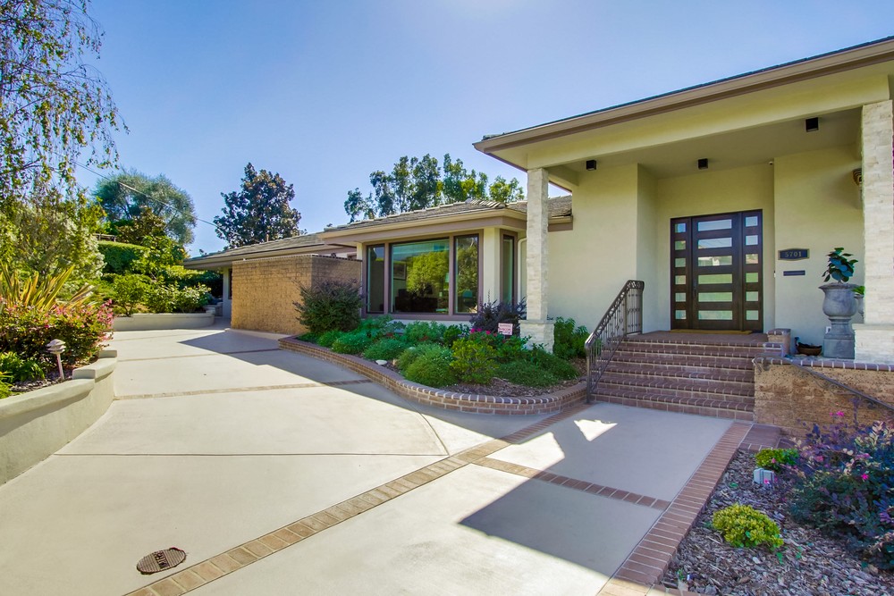 Virtual tour photo 6 of 73 for 5701 Daffodil Ln
