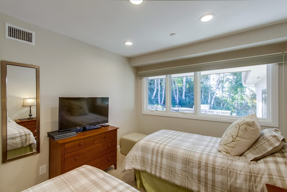 Virtual tour photo 41 of 73 for 5701 Daffodil Ln