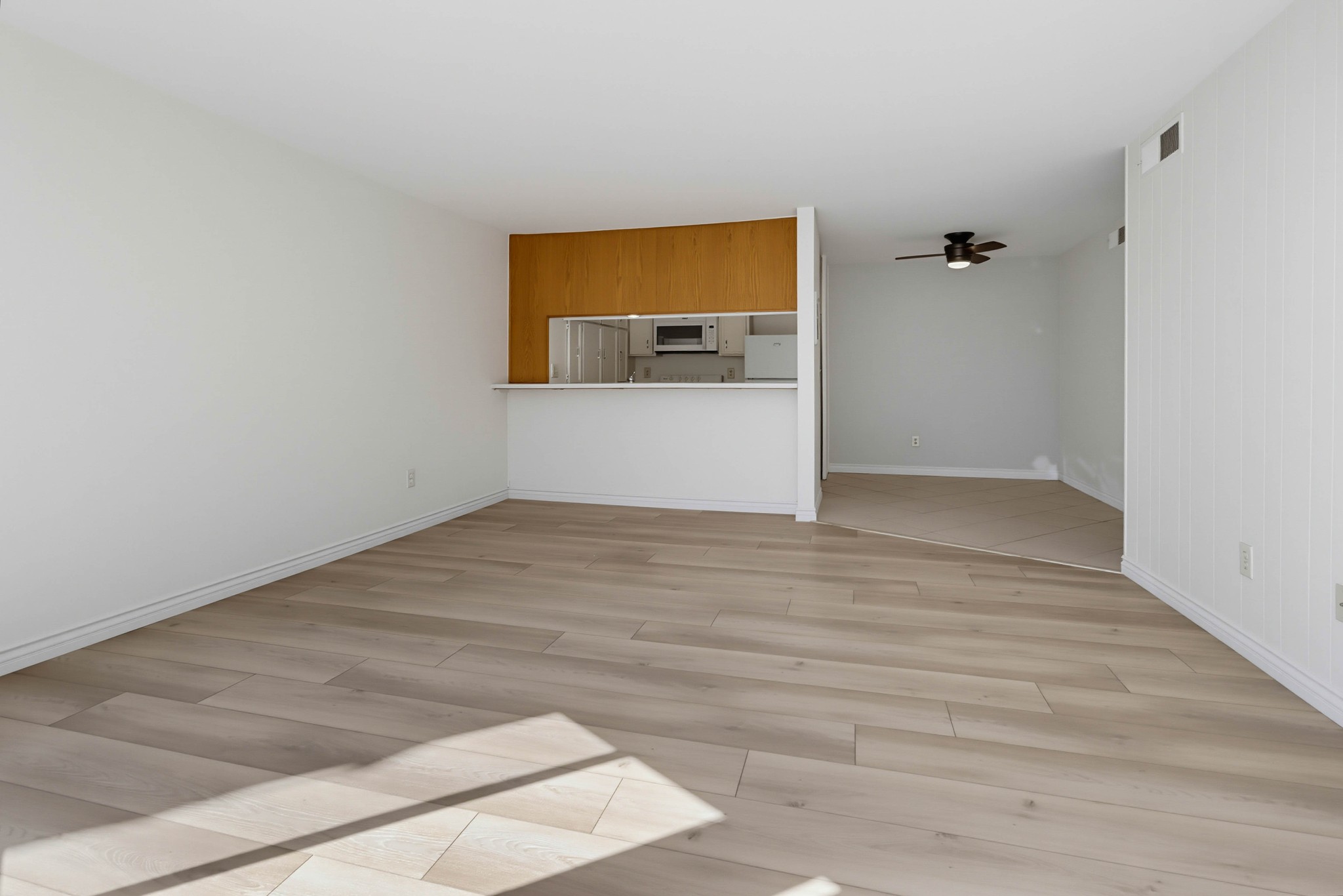 Virtual tour photo 15 of 36 for 5712 Baltimore Dr