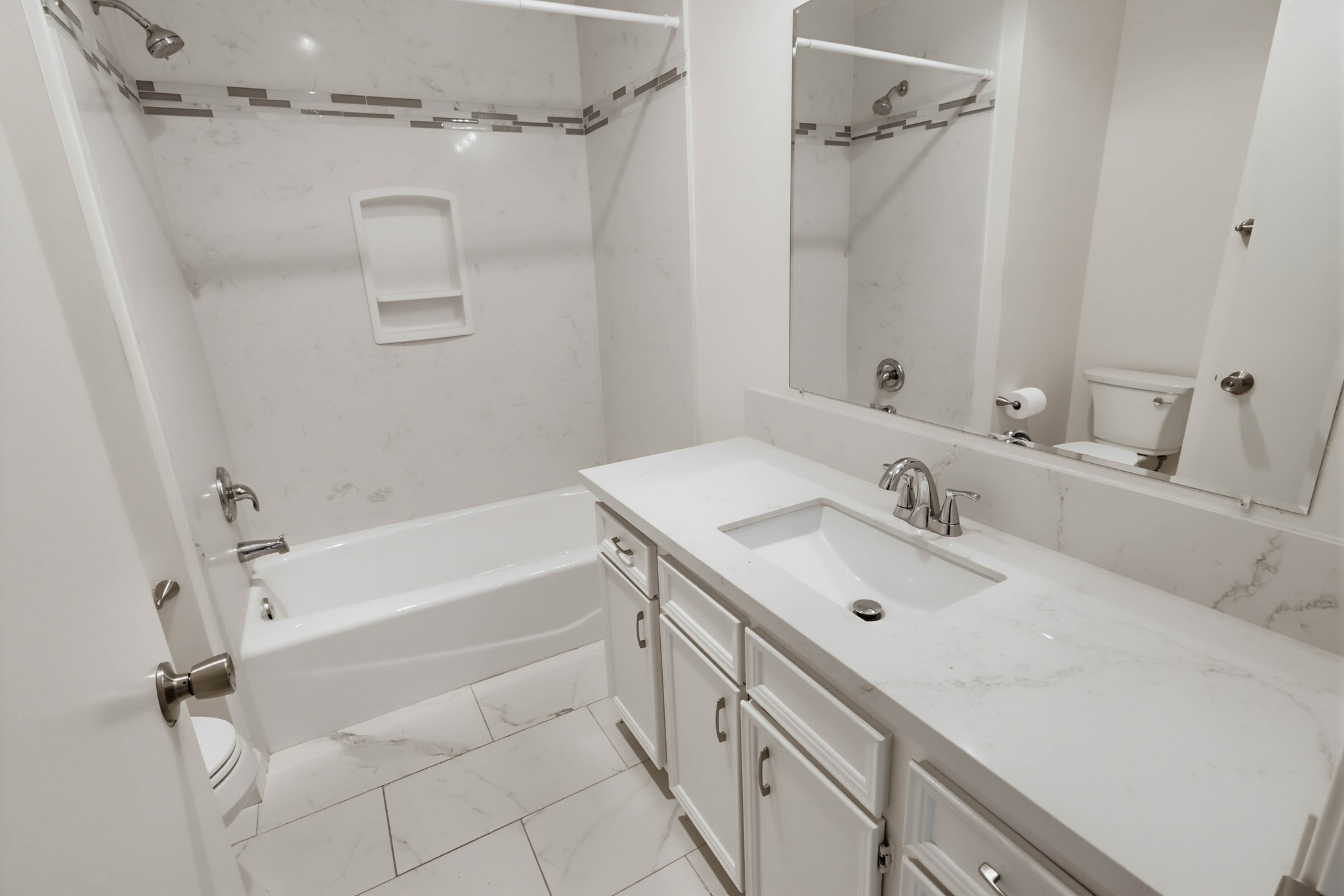 Virtual tour photo 21 of 36 for 5712 Baltimore Dr
