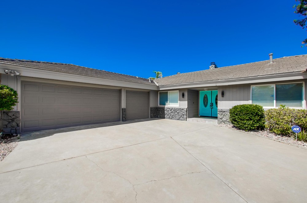 Virtual tour photo 5 of 55 for 5714 Trinity Way