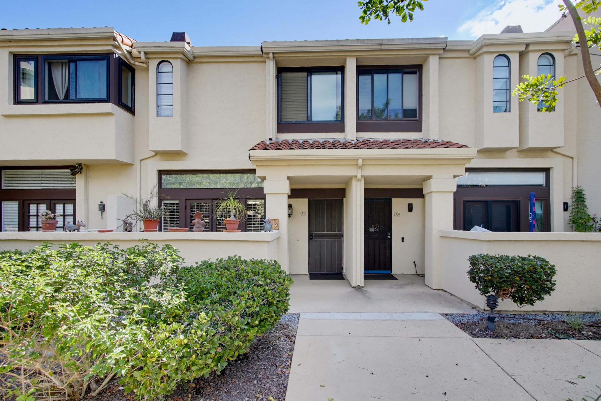Virtual tour photo 4 of 54 for 5715 Baltimore Dr Unit 135