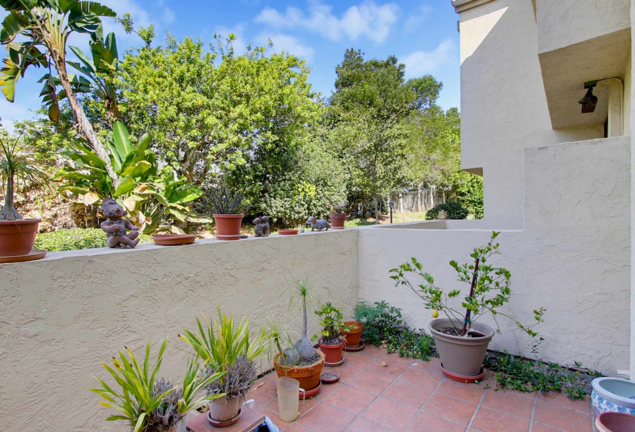 Virtual tour photo 6 of 54 for 5715 Baltimore Dr Unit 135