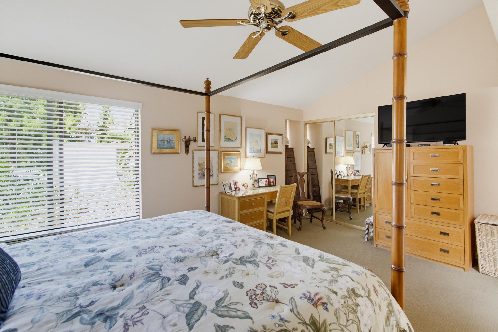 Virtual tour photo 29 of 54 for 5715 Baltimore Dr Unit 135