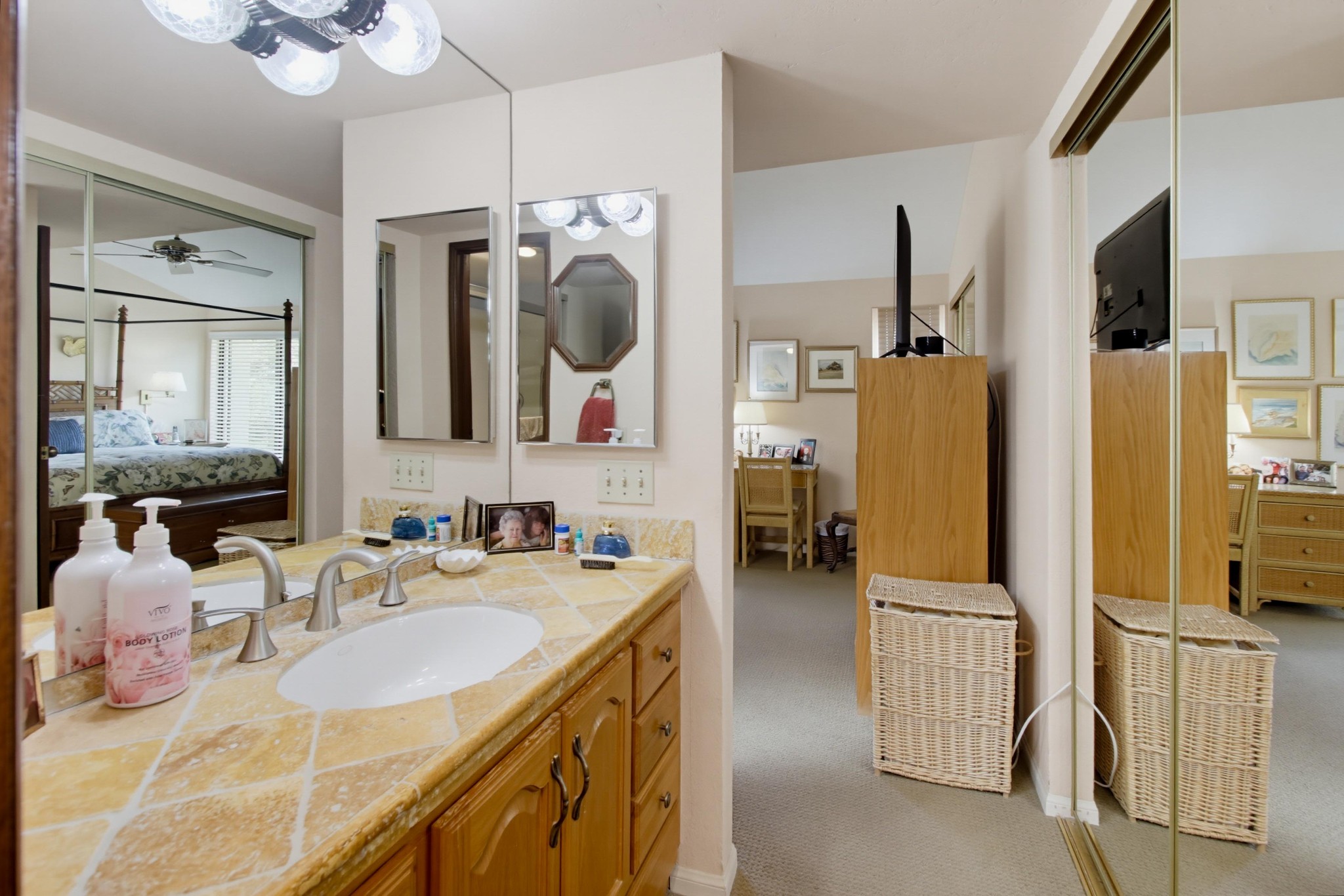 Virtual tour photo 32 of 54 for 5715 Baltimore Dr Unit 135