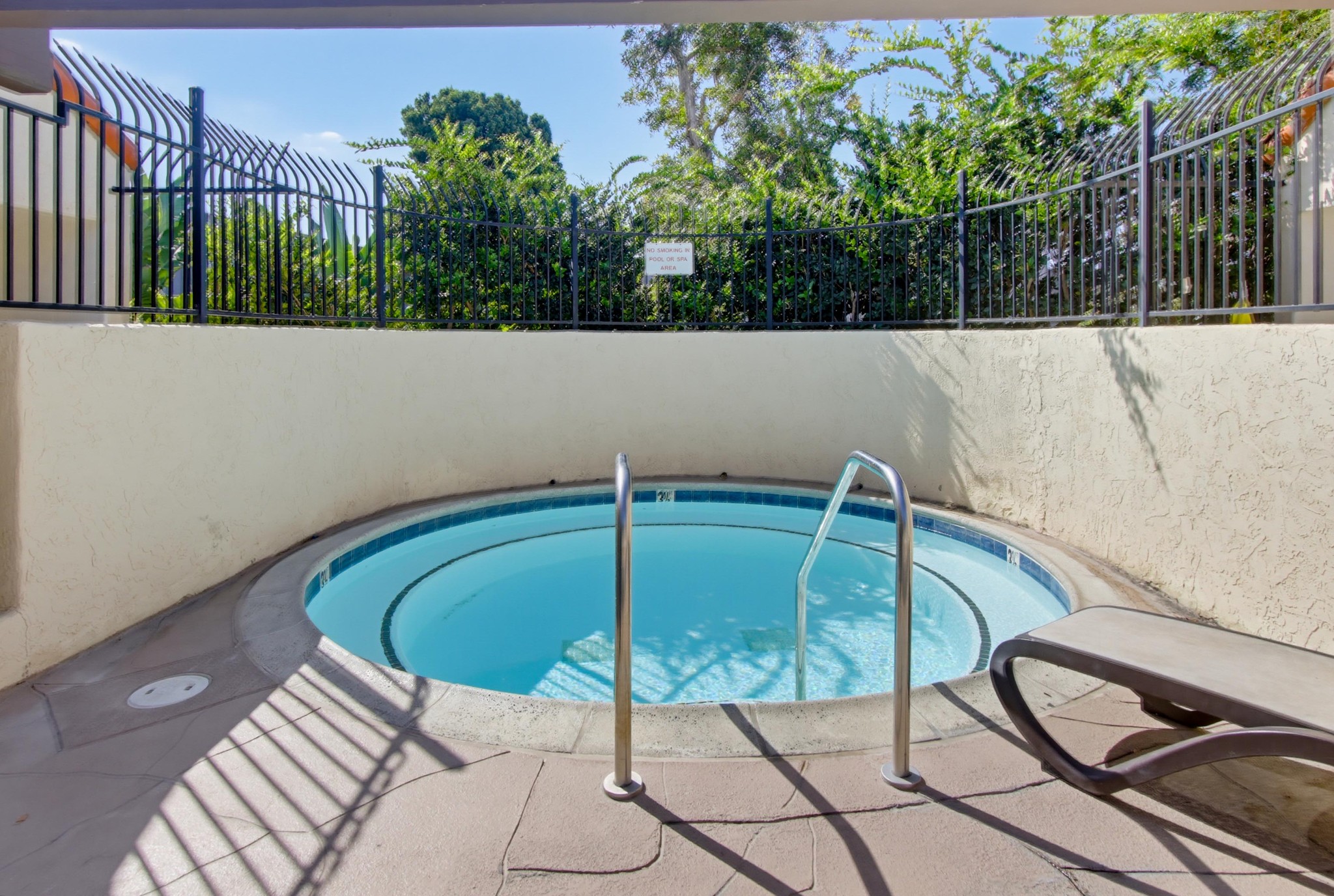 Virtual tour photo 48 of 54 for 5715 Baltimore Dr Unit 135