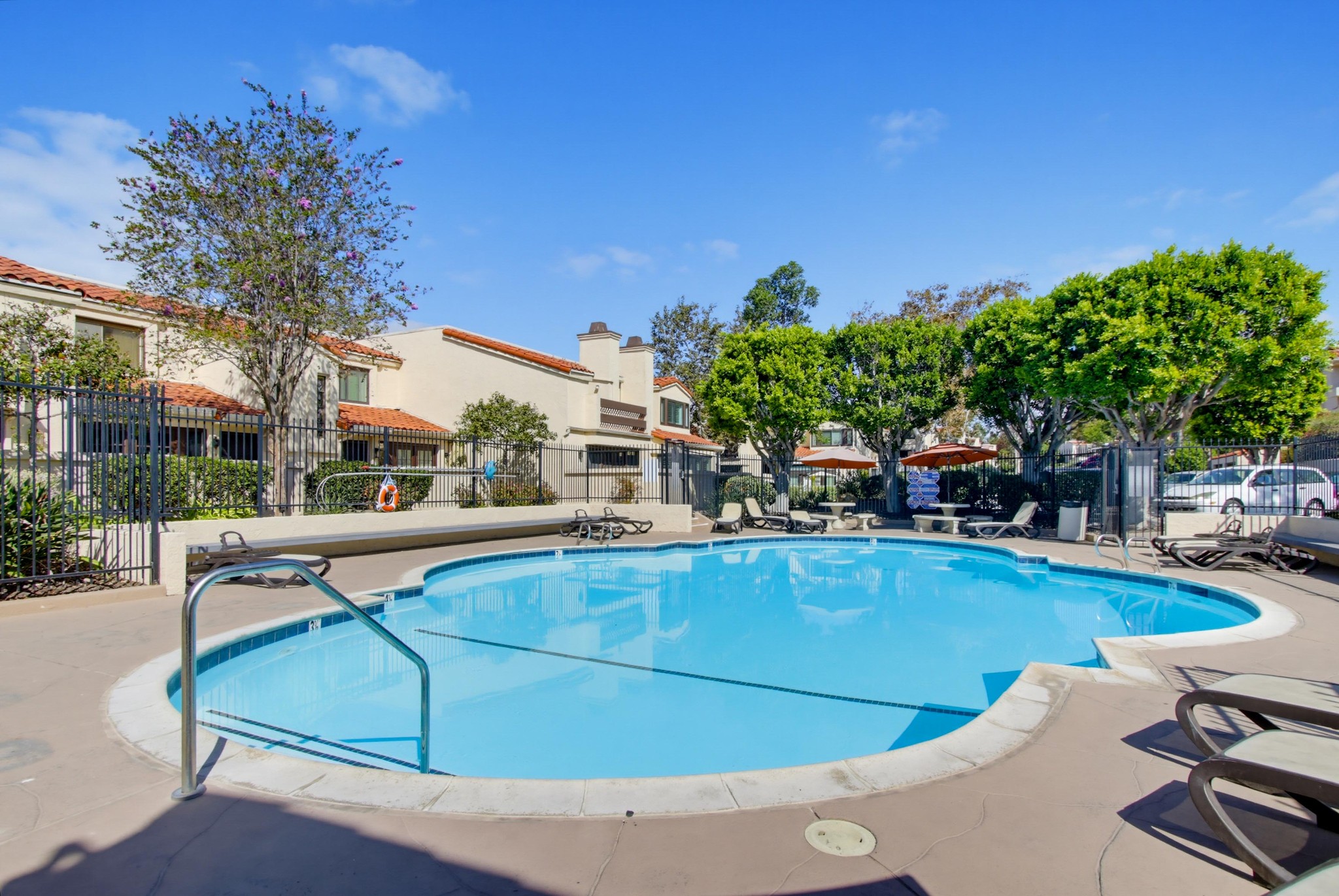 Virtual tour photo 50 of 54 for 5715 Baltimore Dr Unit 135