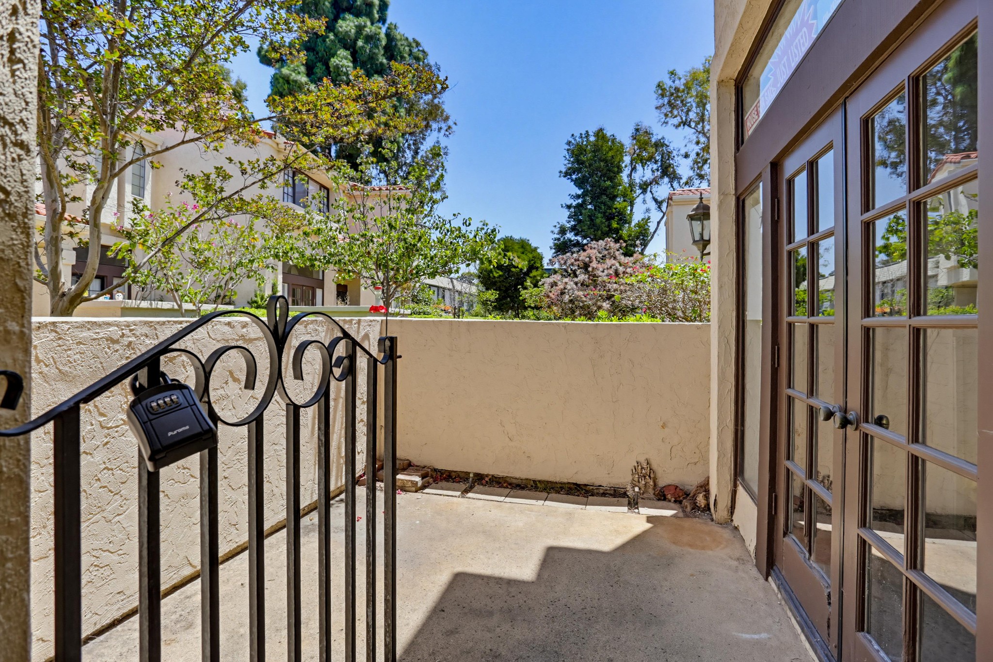 Virtual tour photo 4 of 40 for 5715 Baltimore Dr UNIT 29