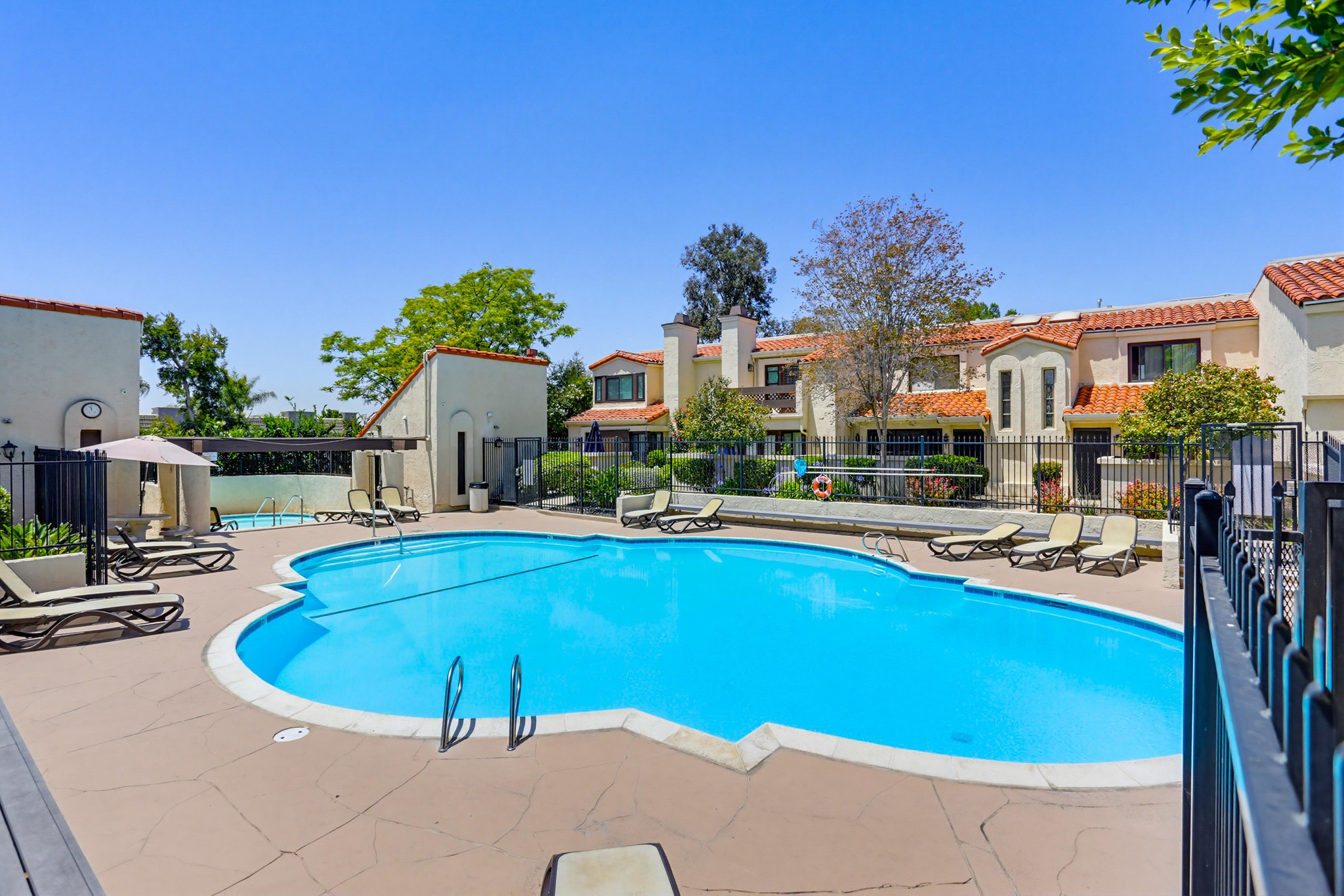 Virtual tour photo 39 of 40 for 5715 Baltimore Dr UNIT 29