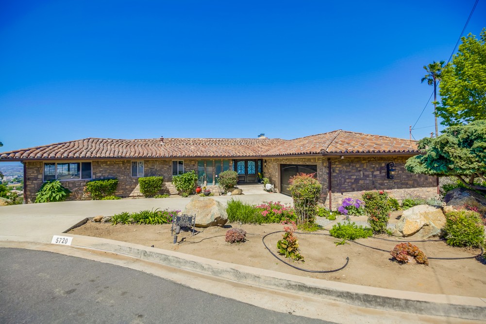 Virtual tour photo 1 of 52 for 5720 Daffodil Ln