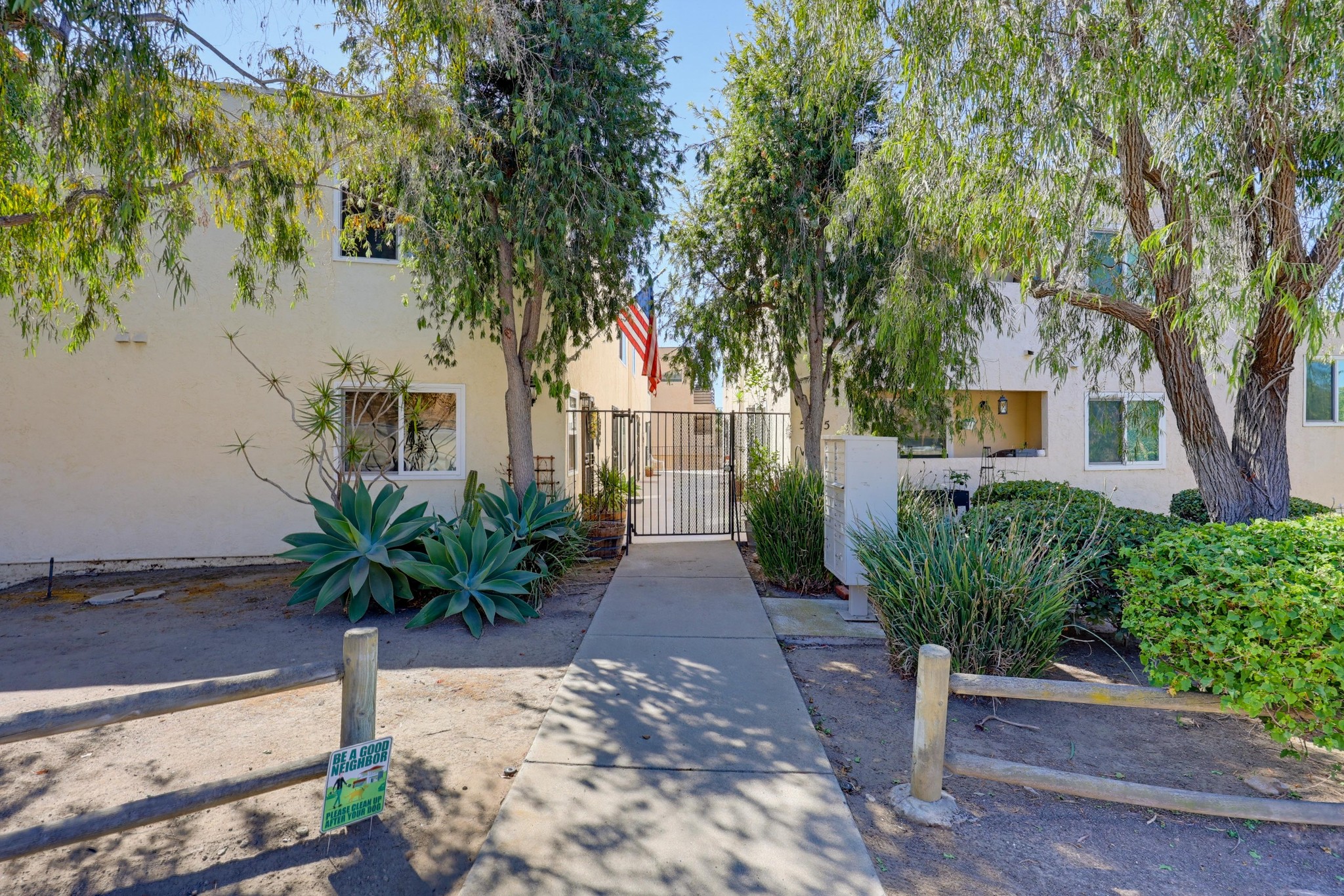 Virtual tour photo 3 of 59 for 5725 Linda Vista Rd Apt 2