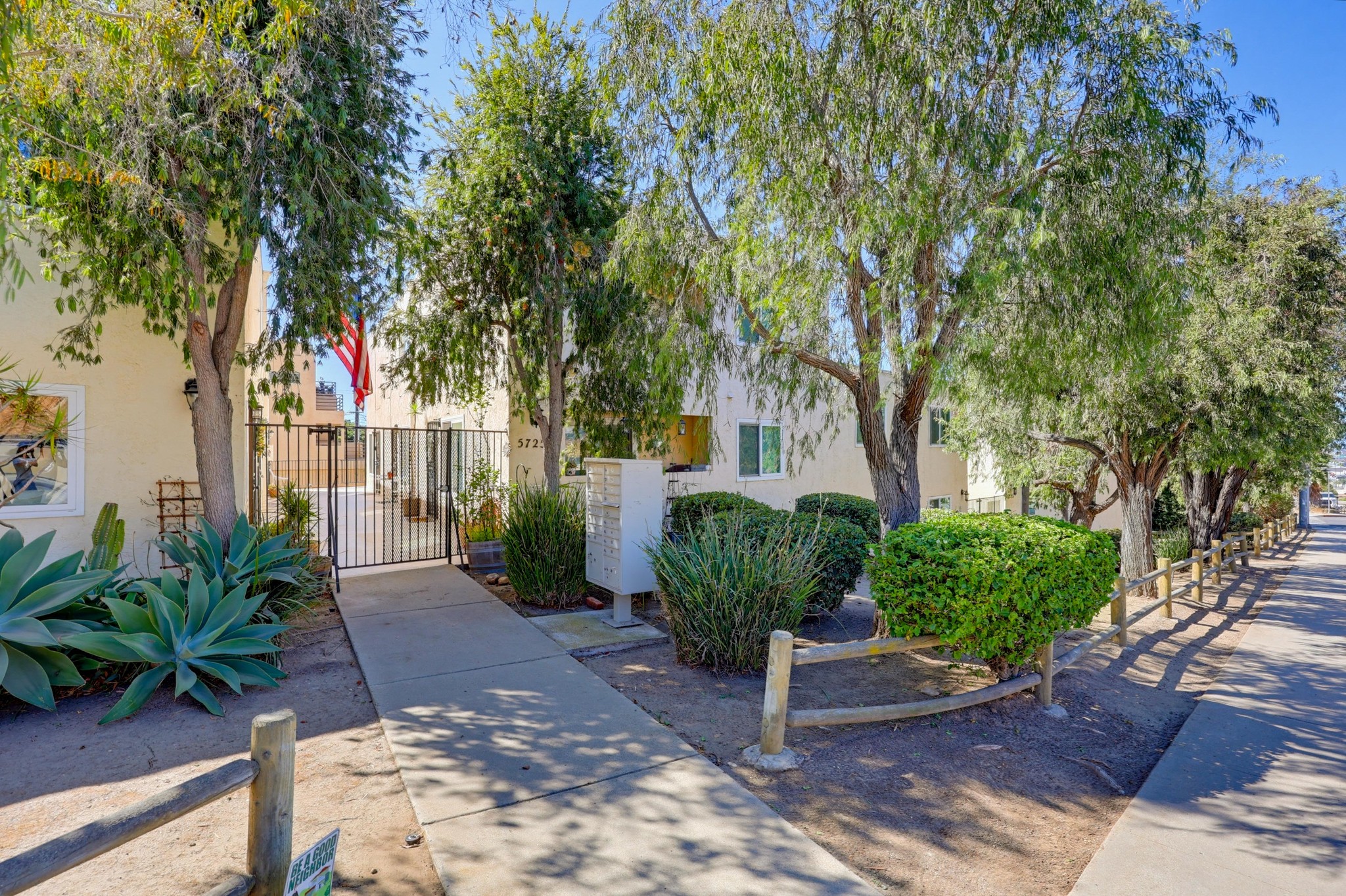 Virtual tour photo 4 of 59 for 5725 Linda Vista Rd Apt 2