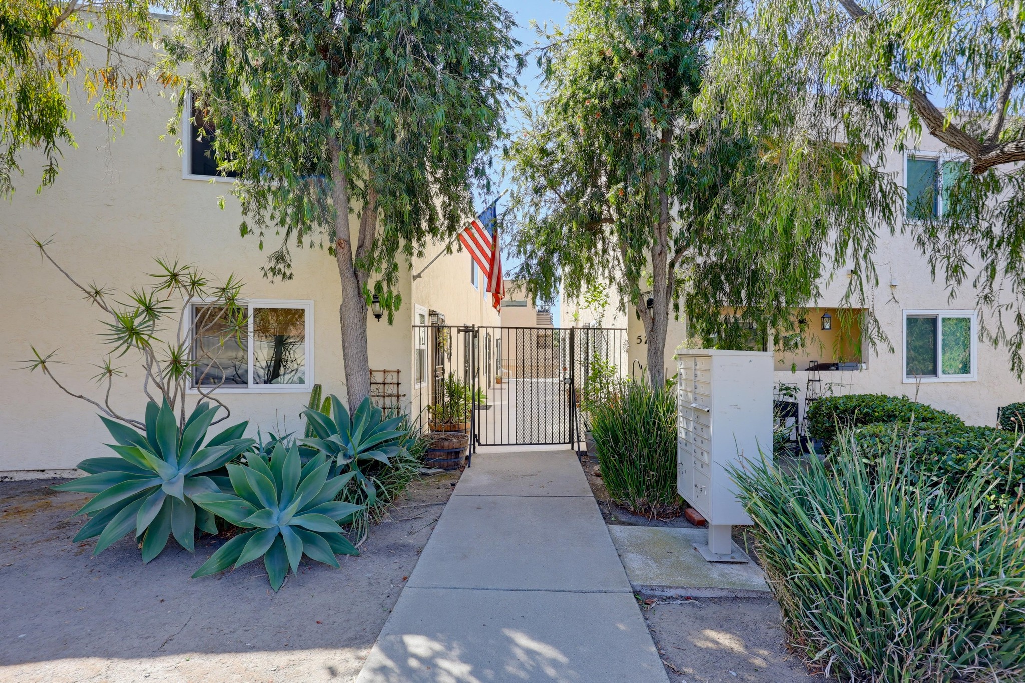 Virtual tour photo 7 of 59 for 5725 Linda Vista Rd Apt 2