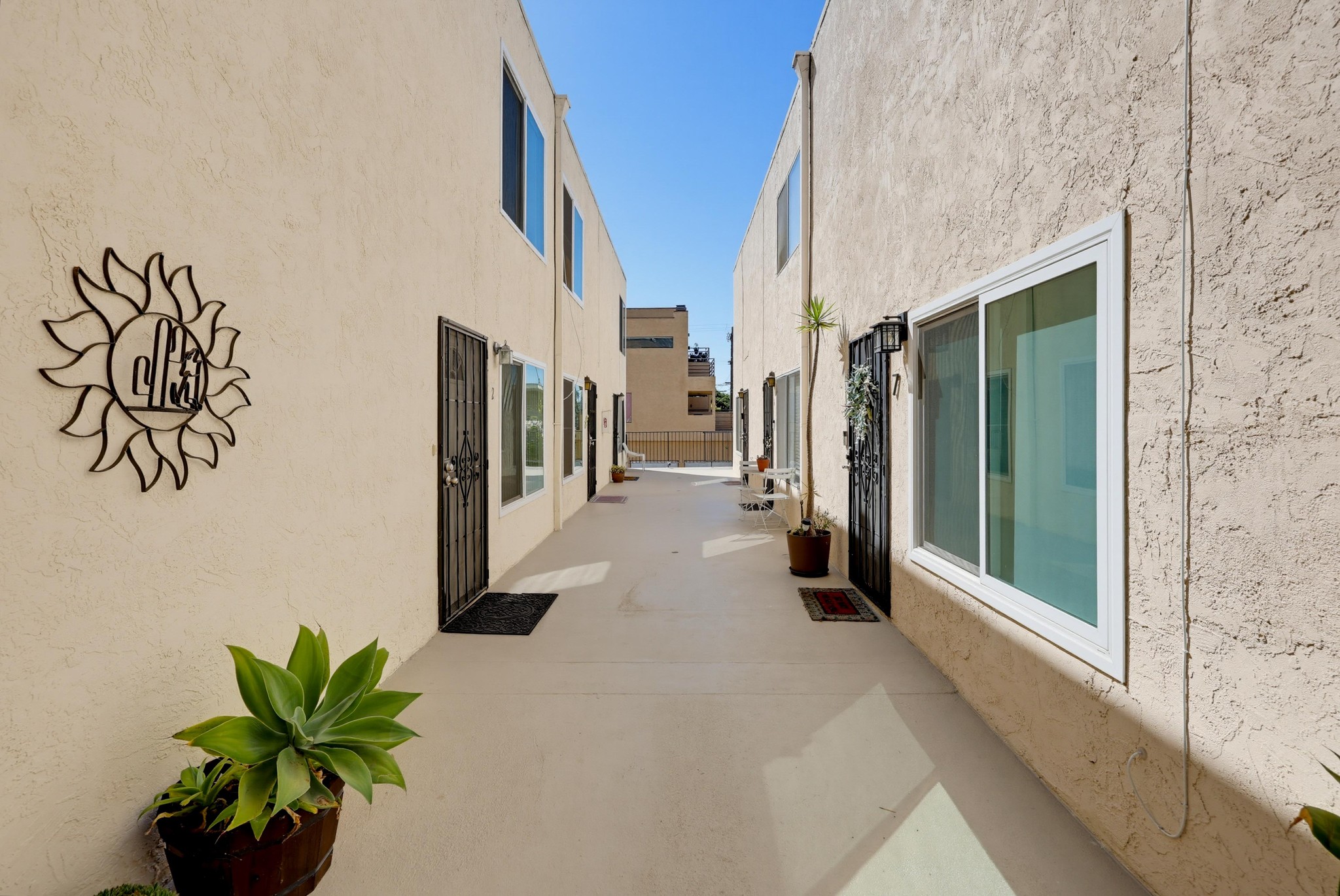 Virtual tour photo 11 of 59 for 5725 Linda Vista Rd Apt 2