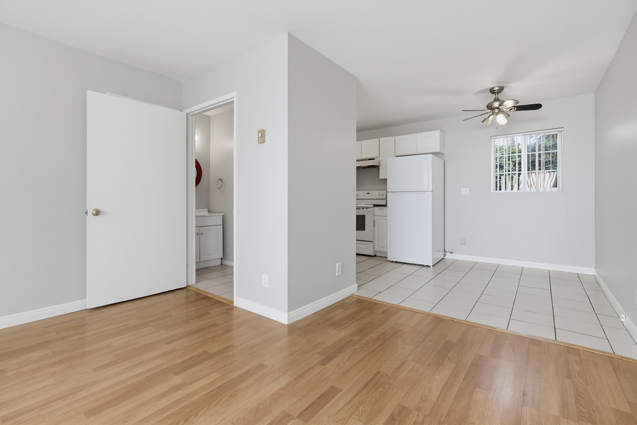 Virtual tour photo 19 of 59 for 5725 Linda Vista Rd Apt 2