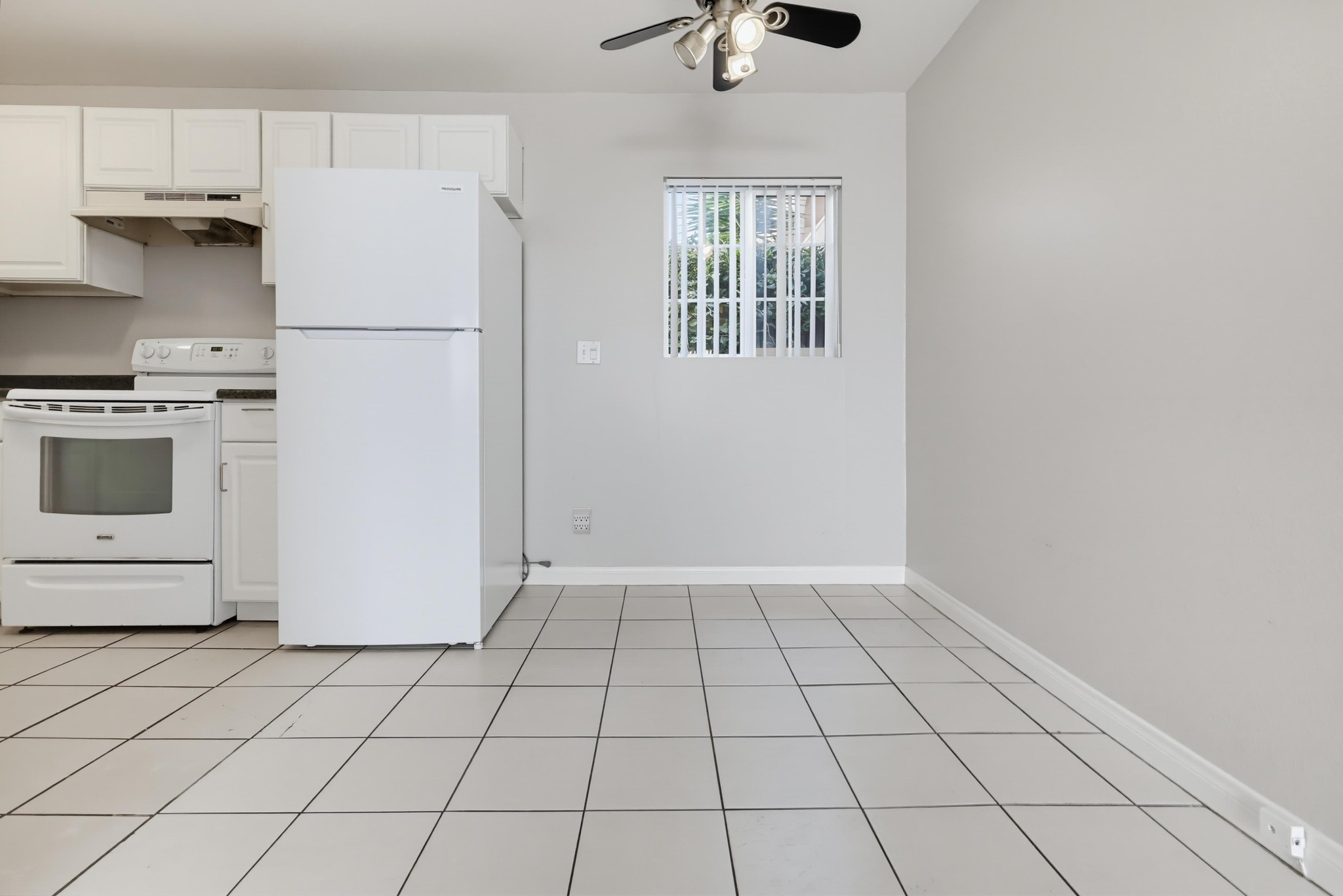 Virtual tour photo 20 of 59 for 5725 Linda Vista Rd Apt 2