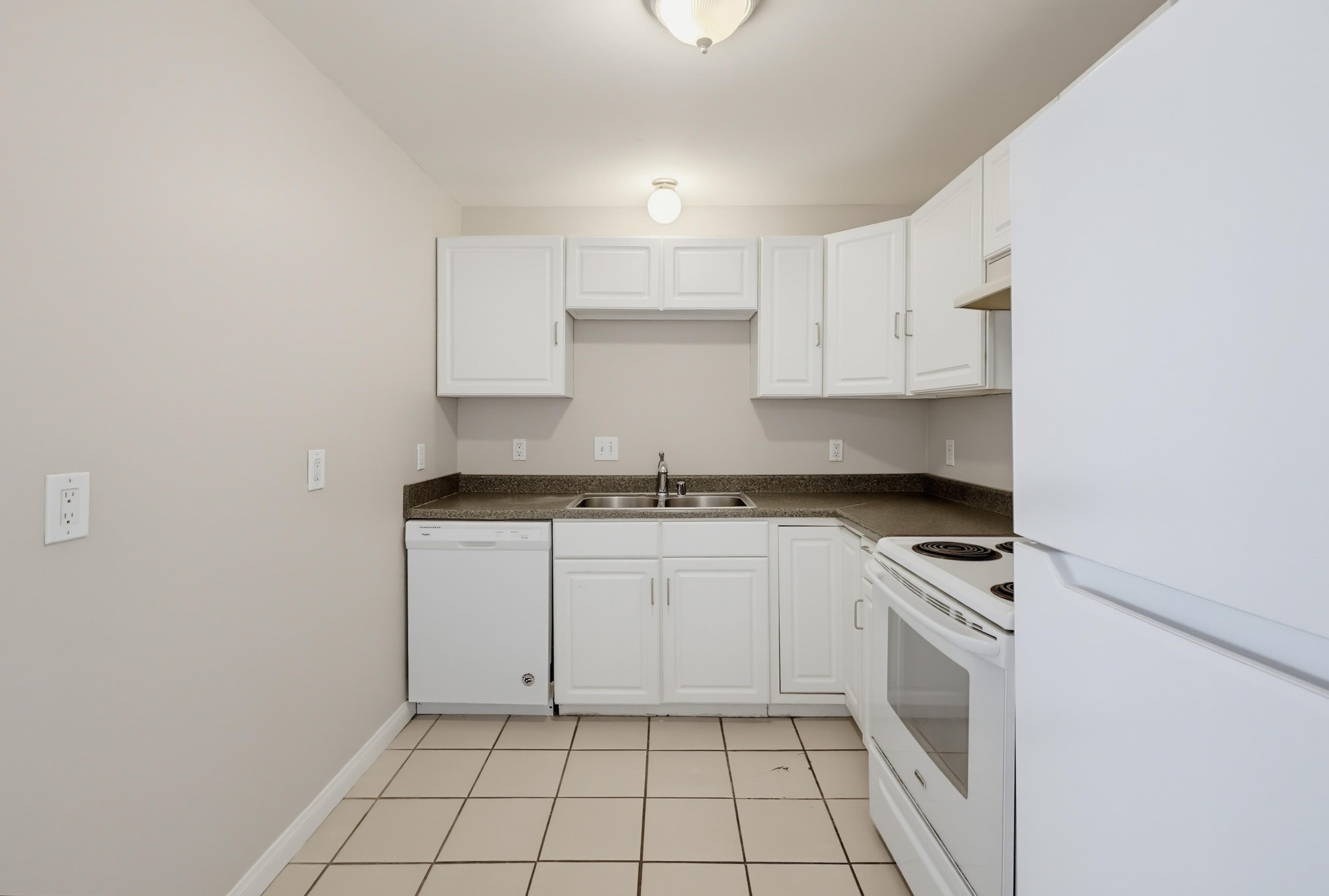 Virtual tour photo 23 of 59 for 5725 Linda Vista Rd Apt 2