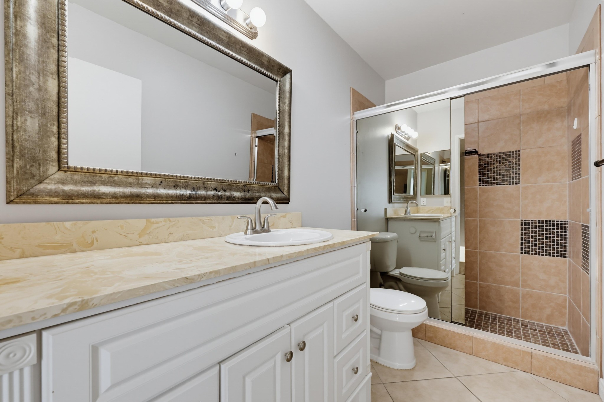 Virtual tour photo 32 of 59 for 5725 Linda Vista Rd Apt 2
