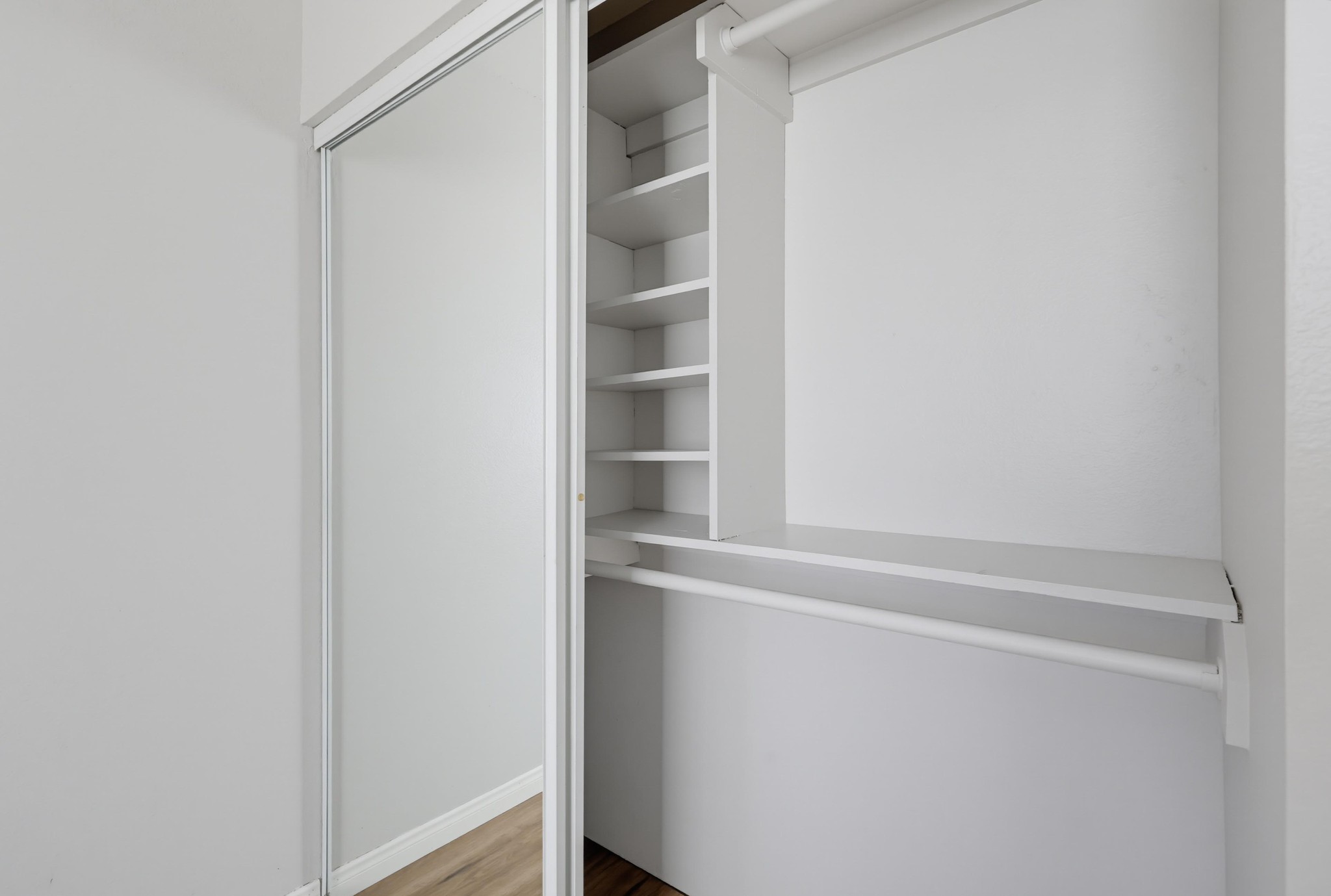 Virtual tour photo 43 of 59 for 5725 Linda Vista Rd Apt 2