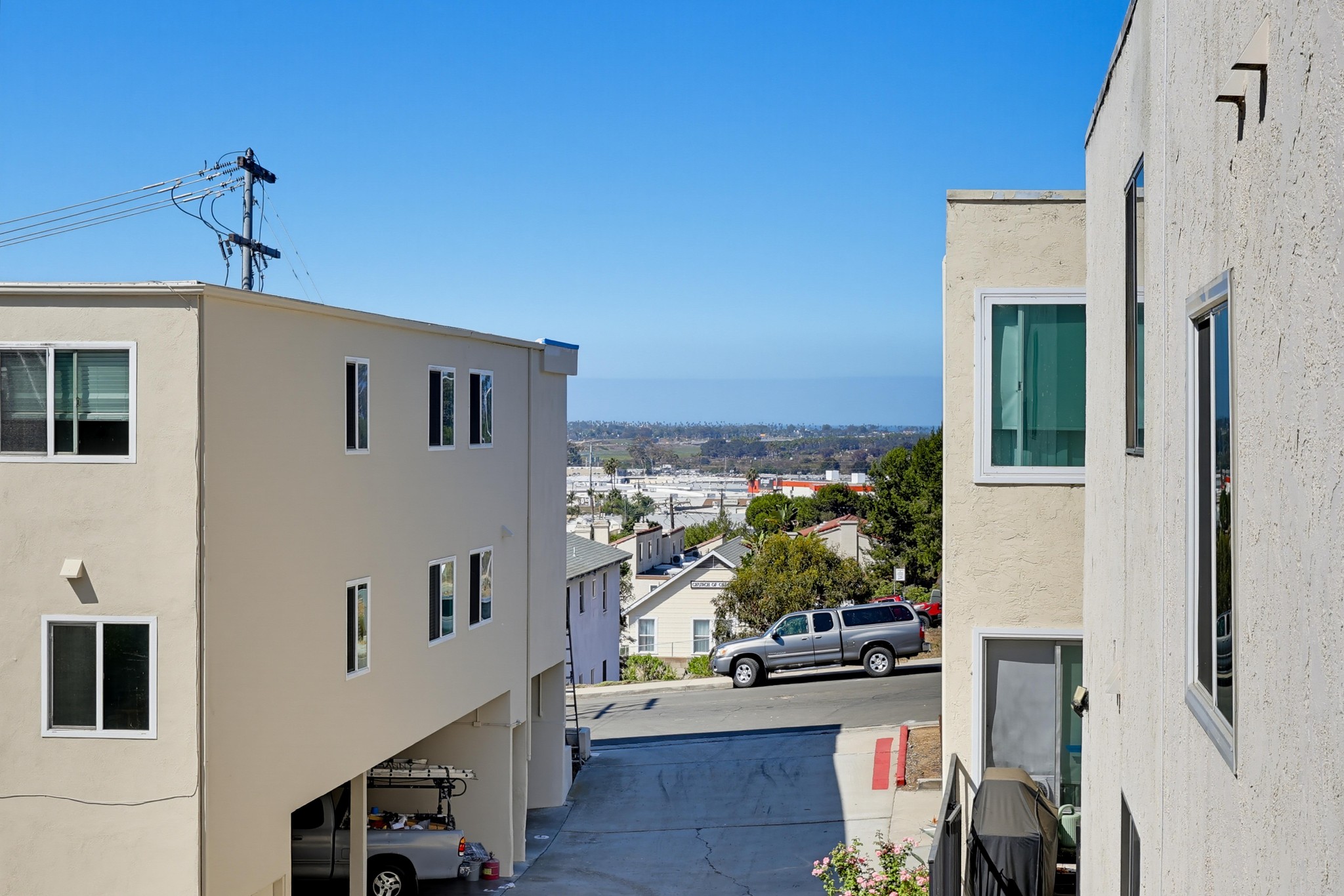 Virtual tour photo 45 of 59 for 5725 Linda Vista Rd Apt 2