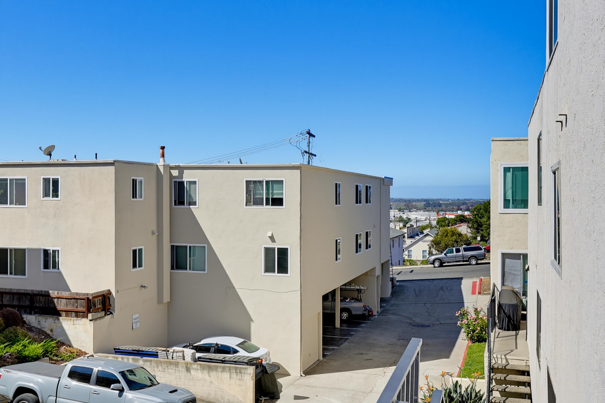 Virtual tour photo 46 of 59 for 5725 Linda Vista Rd Apt 2
