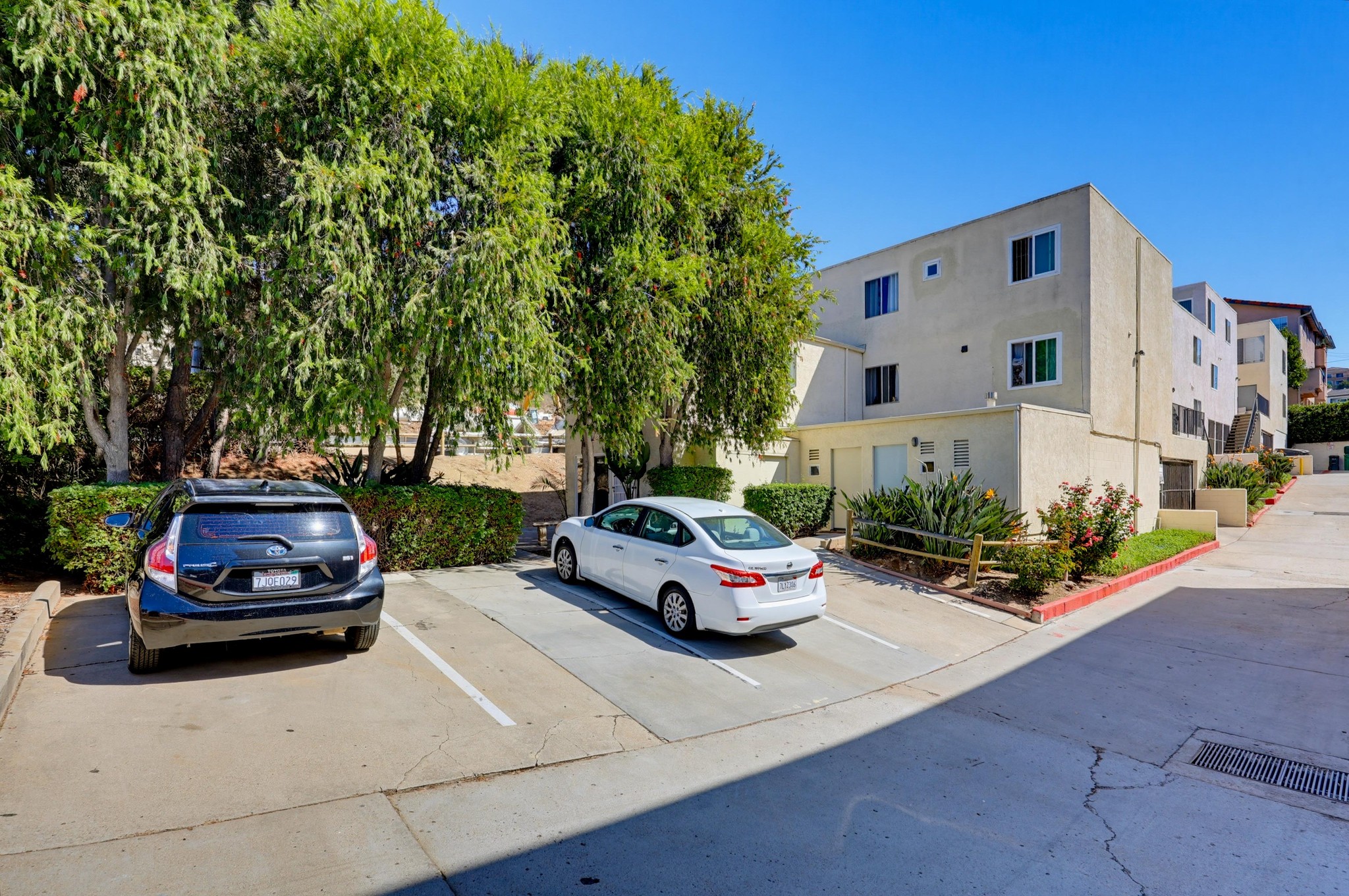 Virtual tour photo 48 of 59 for 5725 Linda Vista Rd Apt 2