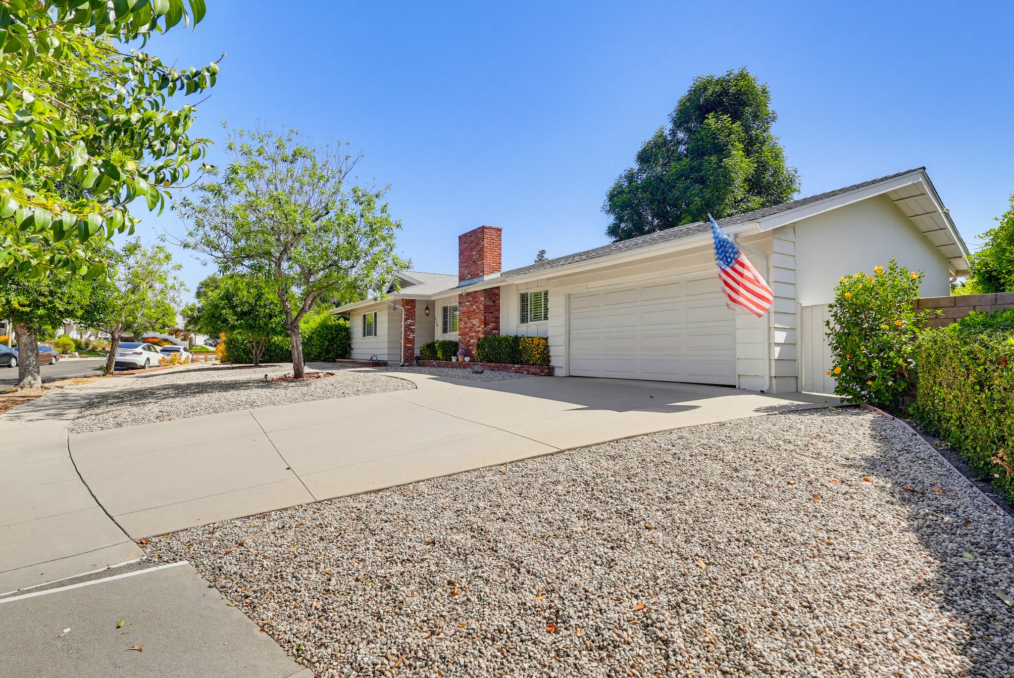 Virtual tour photo 3 of 85 for 5728 Larryan Dr