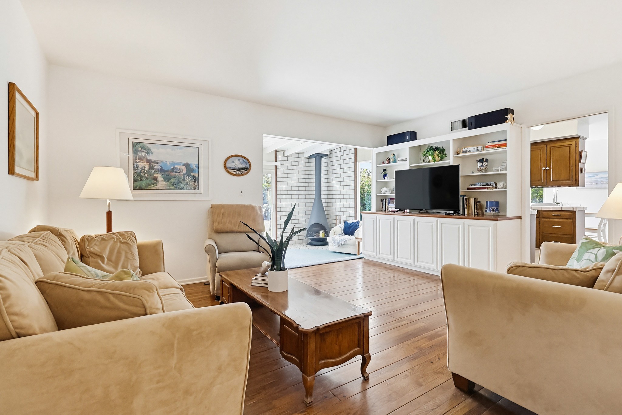 Virtual tour photo 22 of 85 for 5728 Larryan Dr