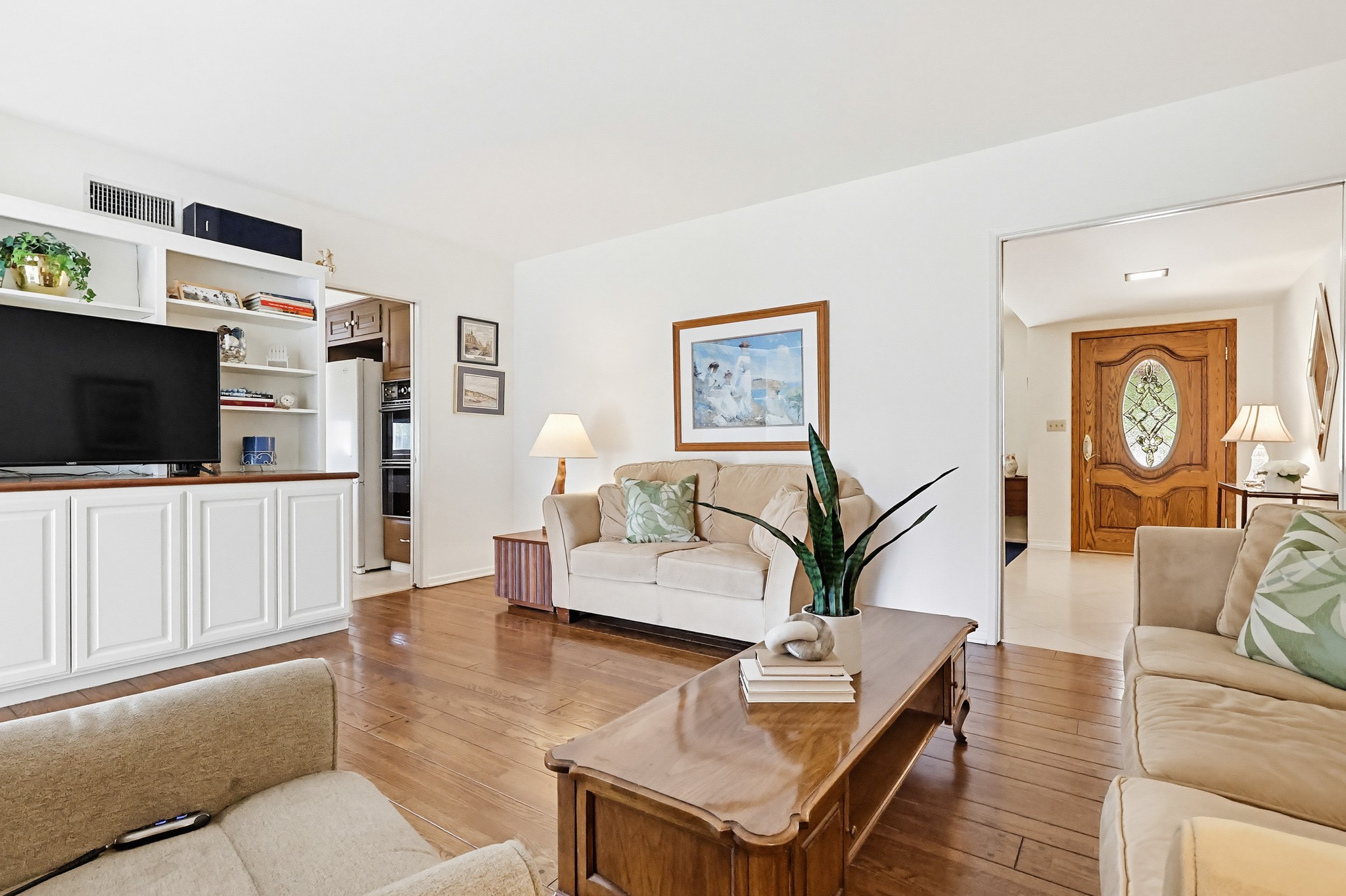 Virtual tour photo 24 of 85 for 5728 Larryan Dr