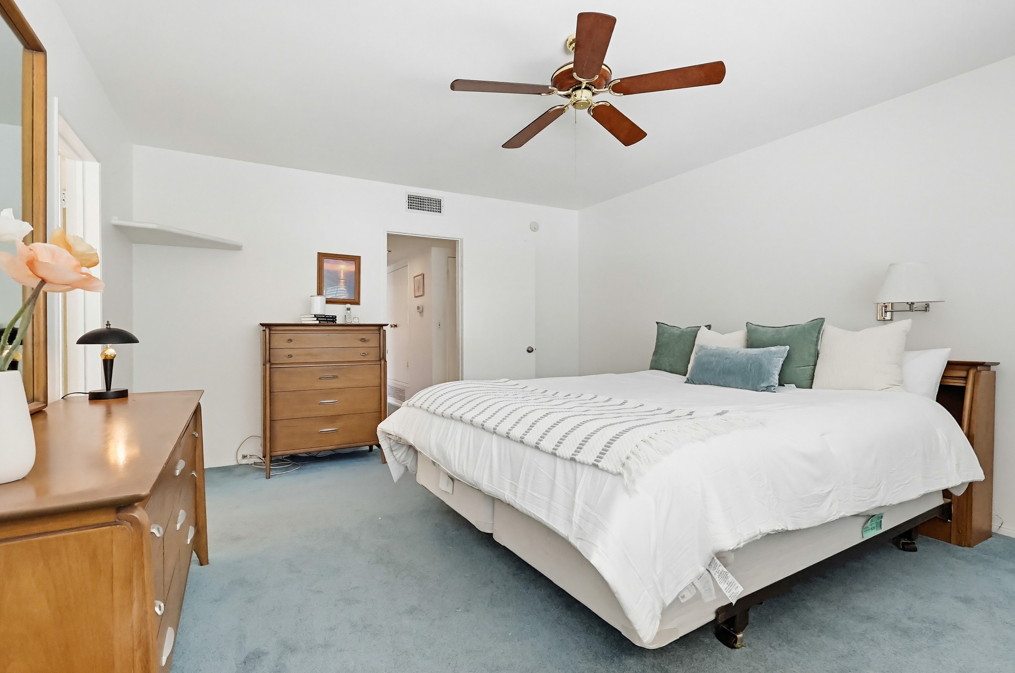 Virtual tour photo 46 of 85 for 5728 Larryan Dr