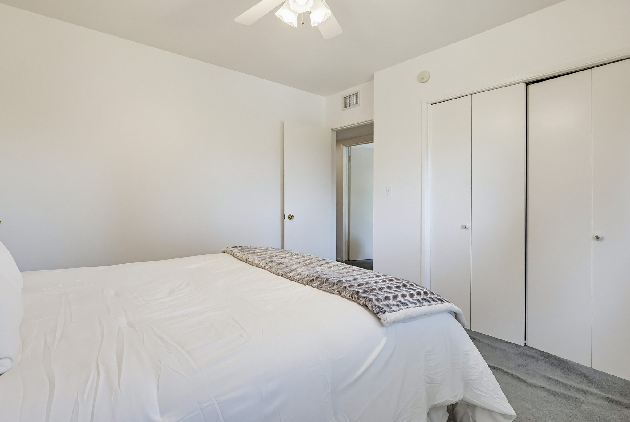 Virtual tour photo 57 of 85 for 5728 Larryan Dr