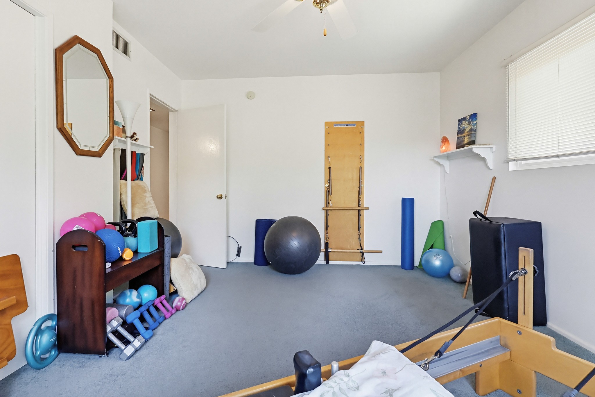 Virtual tour photo 61 of 85 for 5728 Larryan Dr