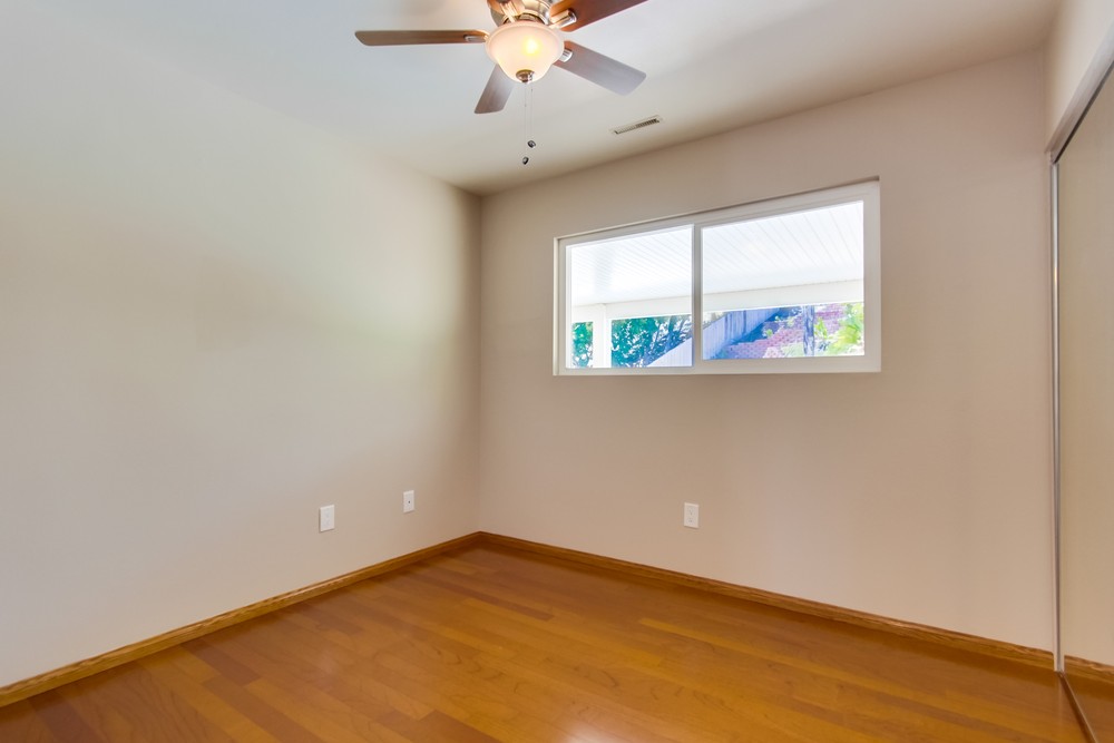 Virtual tour photo 30 of 38 for 5732 Red River Dr